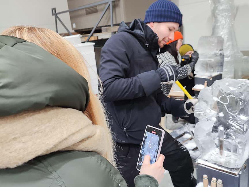 Rovaniemi: Ice sculpting experience - Who will enjoy this experience most