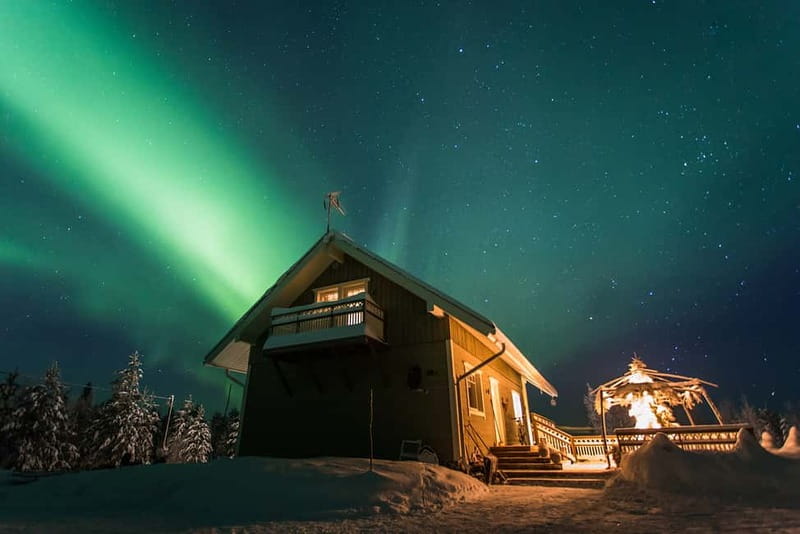 Rovaniemi: Lakeside Private Sauna with Aurora Borealis - Arriving at the lakeside sauna near Rovaniemi