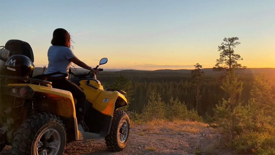 Rovaniemi: Midnight Sun, ATV Ride During The Golden Hour - From hotel pickup to the ATV briefing