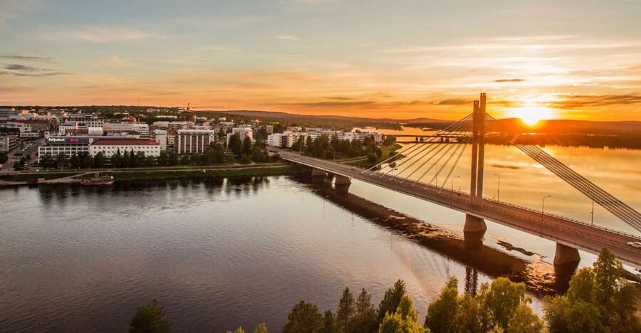 Rovaniemi: Midnight Sun Photography Tour - Key points at a glance