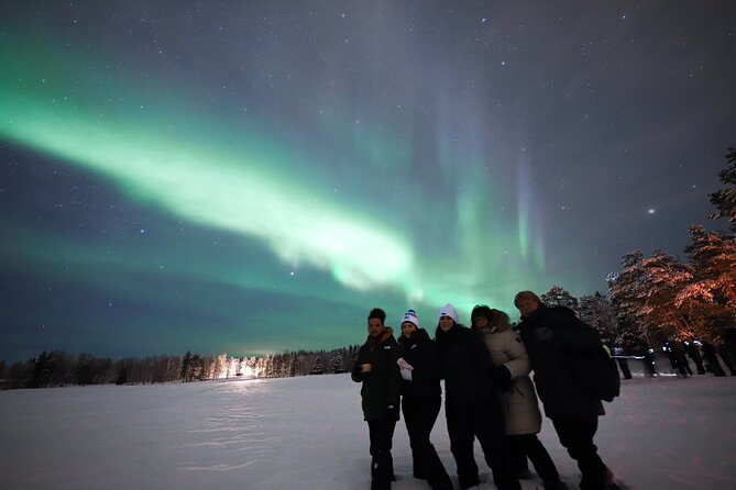 Rovaniemi: Northern Lights Pro Guaranteed - Unlimited Distance - What the evening looks like from 6:00 to 8:00 p.m.