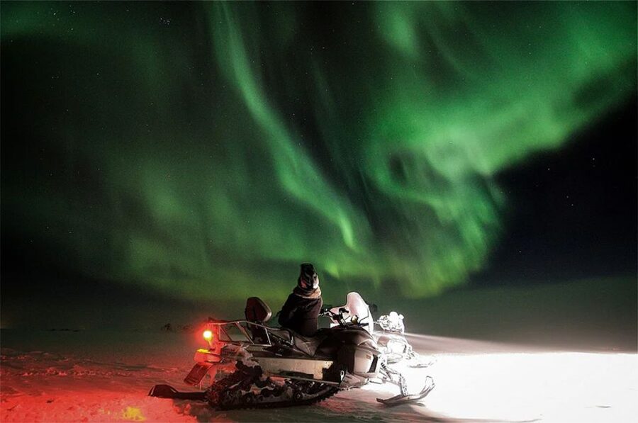 Rovaniemi: Northern Lights Snowmobile Hunt - Who should book this outing