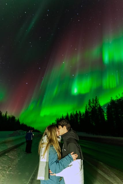 Rovaniemi: Northern Lights Tour with Guarantee - Leaving Rovaniemi for darker skies