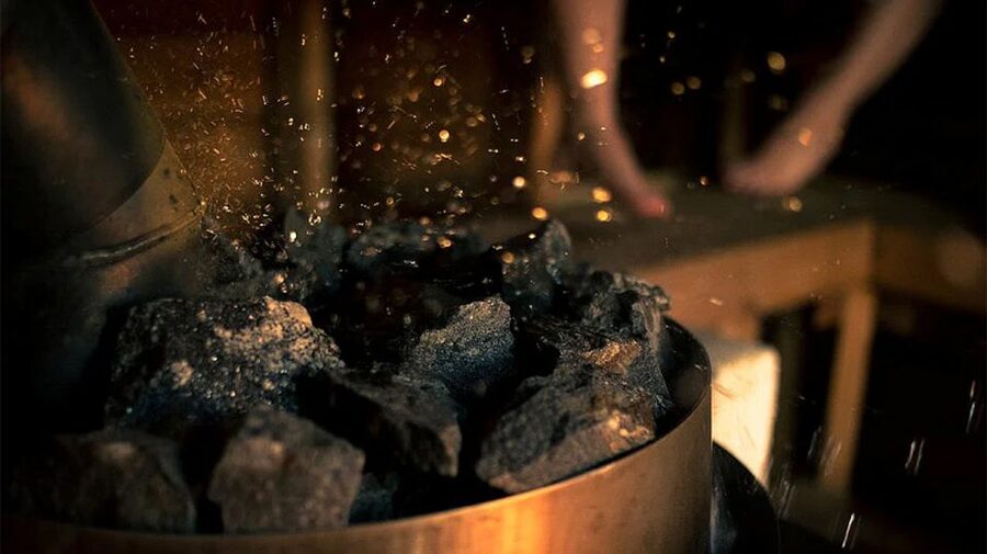 Rovaniemi: Northern Lights Trip with Arctic Sauna & Jacuzzi - Key points to know before booking