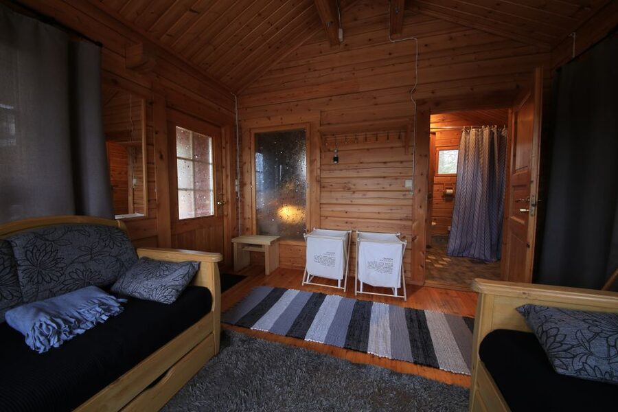 Rovaniemi: Private Sauna, Jacuzzi and Dinner - The short ride from Rovaniemi