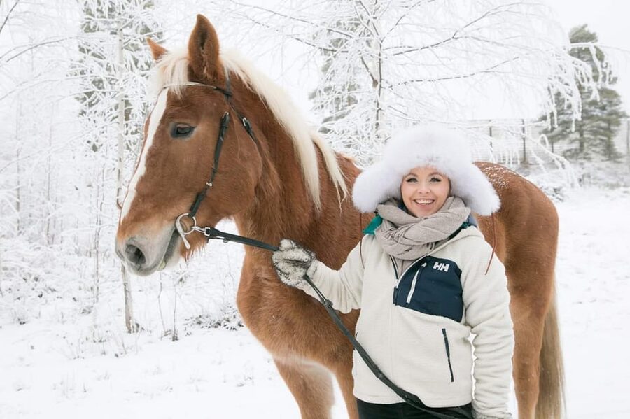 Rovaniemi: Riding Tour with Finnhorses at SCV - Thirty minutes through the Finnish forest
