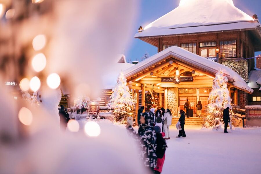 Rovaniemi: Santa Claus Village and Arctic Circle - Santa’s office is the emotional highlight