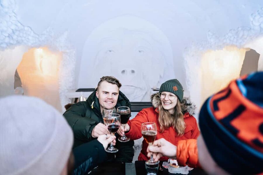 Rovaniemi: Snow Hotel Tour and Ice Restaurant Dinner - A dinner inside Rovaniemi’s yearly snow build