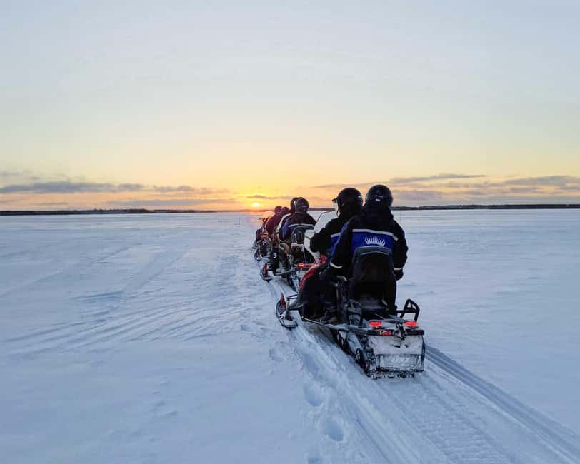 Rovaniemi: Snowmobile Safari into the Wilderness - The safety lesson is short but useful
