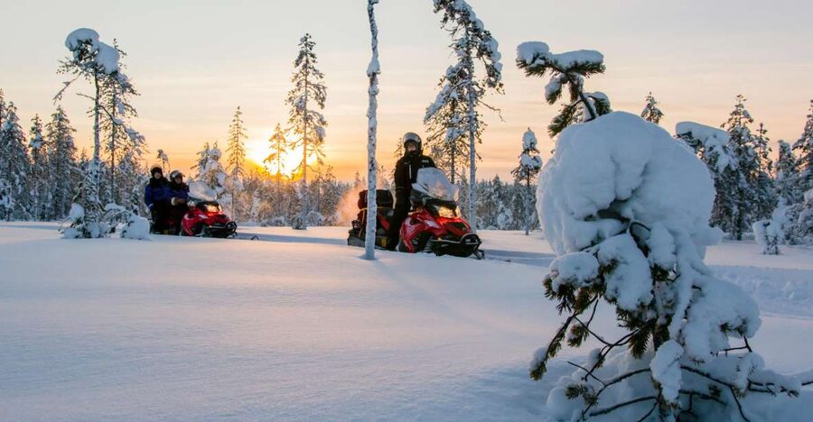 Rovaniemi: Snowmobile Safari to a Reindeer Farm - What snowmobile driving is really like