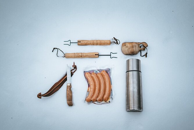 Rovaniemi: Snowshoeing in a magical snowy forest - Photos that let you put the phone away