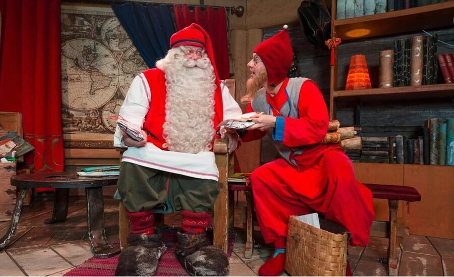 Rovaniemi: Tour to Santa Claus Village with Hotel pick up - Who will enjoy this experience most