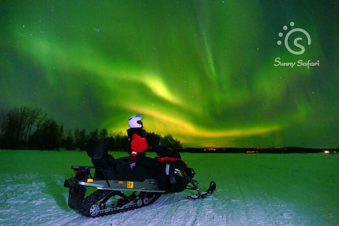 Searching Aurora with Snowmobile - Searching for the Northern Lights