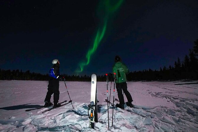Ski Trekking under the Northern Lights - Leaving Rovaniemi for the dark woods
