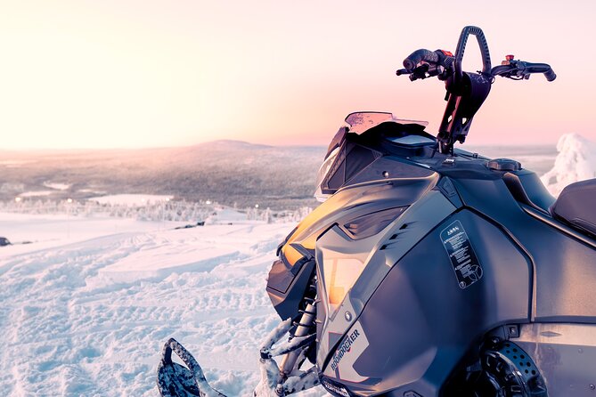 Snowmobile Tours in Rovaniemi Lapland - From Kansankatu to the snowy tracks