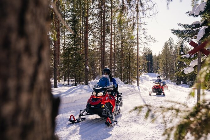 Snowmobiling and ice fishing in Apukka Resort, Rovaniemi - Why this three-hour Apukka adventure works