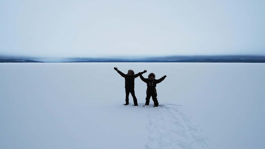 Snowshoe experience with traditional beverages in Lapland - Starting in central Rovaniemi with a short transfer