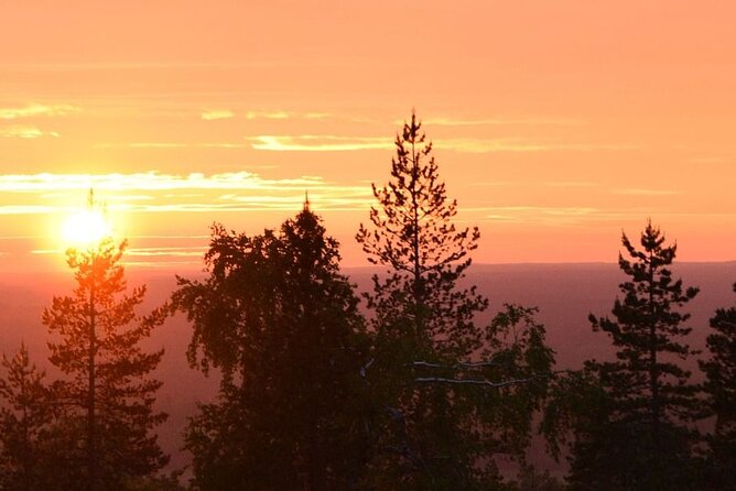 Sunset at the Arctic Circle - Why Katkavaara makes a better sunset stop
