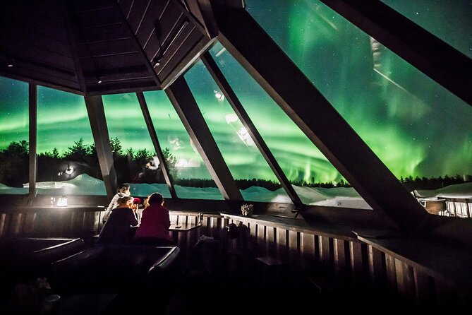 Visiting package: Guided Tour at Arctic Snow Hotel - The Snow Sauna and other Arctic features