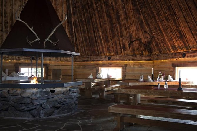 Wild Reindeers Safari + Lunch in Glass Igloo (private service) - What the private format changes